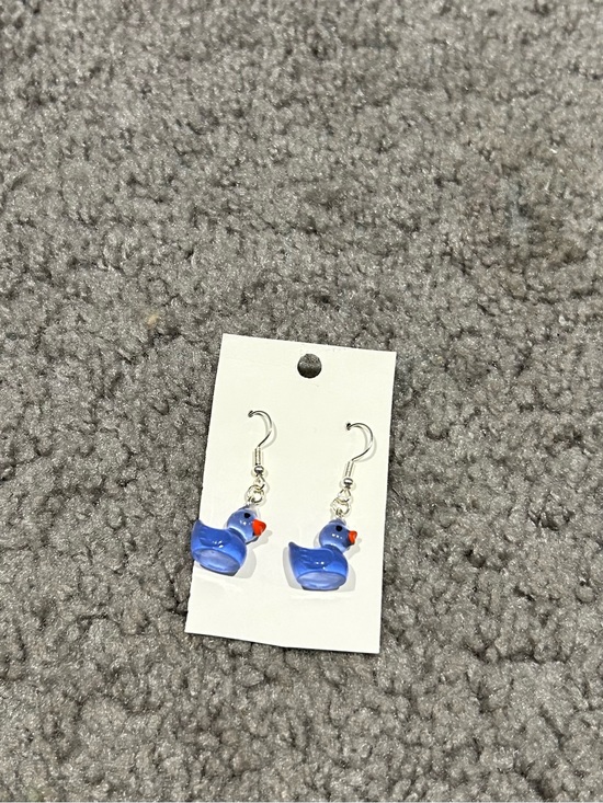 Jewelry - Cute duck earrings